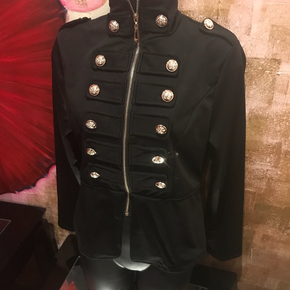 Qiaomeng Black zipper jacket with gold hardware